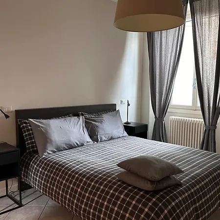 Curt De L'elba With Private Garden And Parking - شقة *