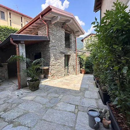 Curt De L'elba With Private Garden And Parking - Cernobbio